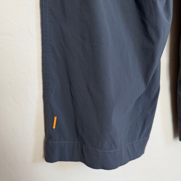 Lucy Women’s Walkabout Capri Pants Dark Gray activewear outdoor hiking Small - Picture 12 of 13